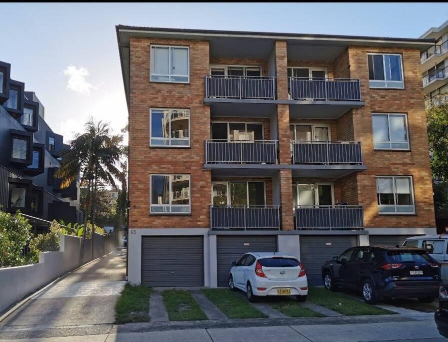 Close To The Famous Bondi Beach In Australia Сидни Екстериор снимка